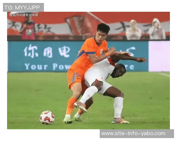 泰山中卫洛佩斯对抗表现不佳奥斯卡强势突破致失球 泰山中卫洛佩斯对抗表现不佳奥斯卡强势突破致失球