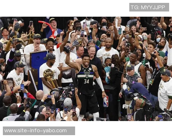 雄鹿与后卫AJ格林达成多年续约协议期待未来表现提升